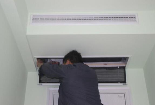 提醒大家很好不要选择在雨天进行糖心VLOG怎么下载安装。